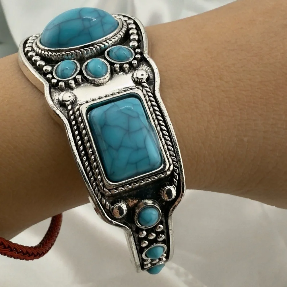 Vintage Antique Cuff Turquoise and Silver Women's Bracelet